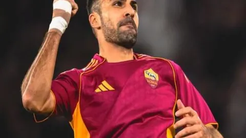 从60万欧元估值到金球奖焦点：拉菲尼的辉煌蜕变