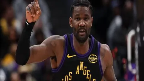 拜仁前主席赫内斯购入圣保利俱乐部股份获证实