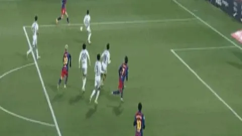 加維青年隊重返西甲，身穿30號球衣展現風采